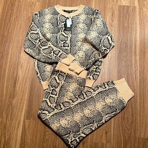 Brand new Fashion Nova two piece set! New with tags.